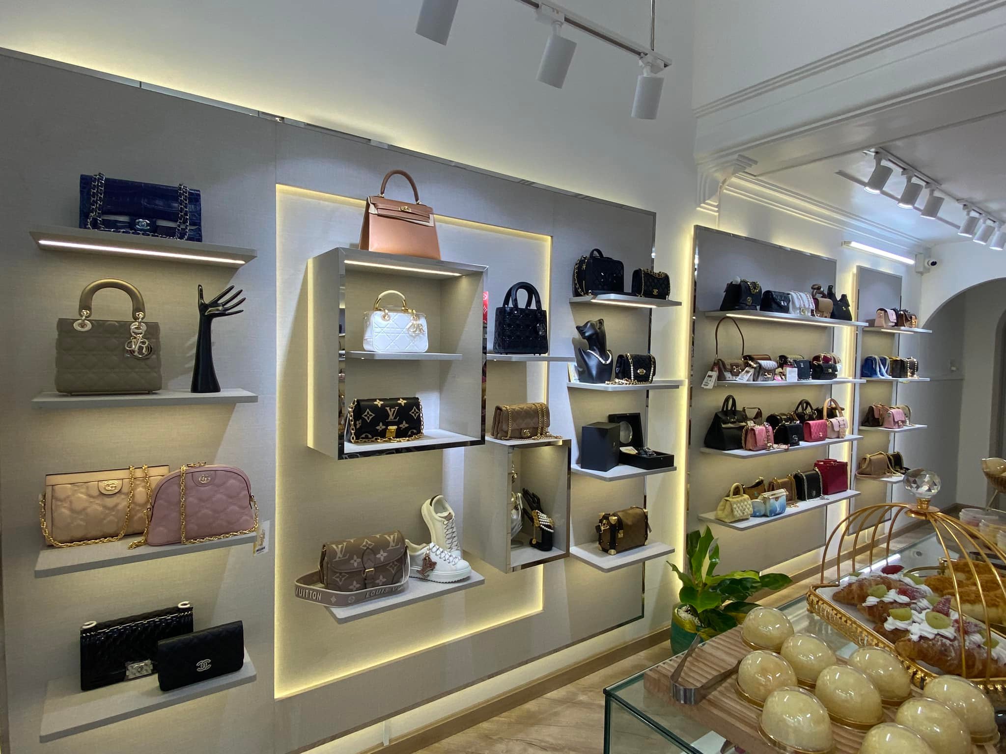 SHOP TÚI XÁCH MISS HẰNG  - CẦN THƠ